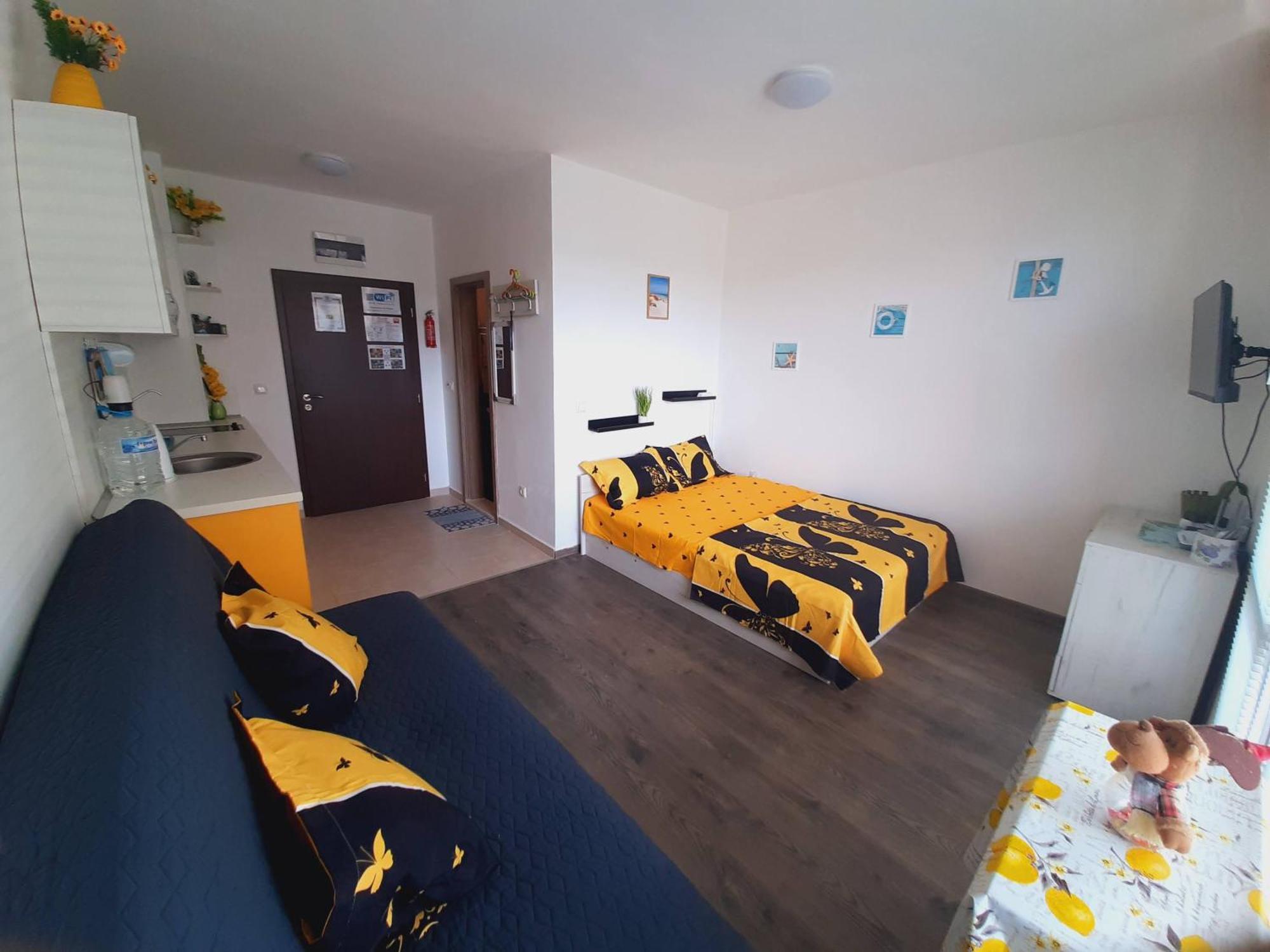 Apartment-Studio Daisy In Kiwi Gardens Complex 比亚拉 外观 照片